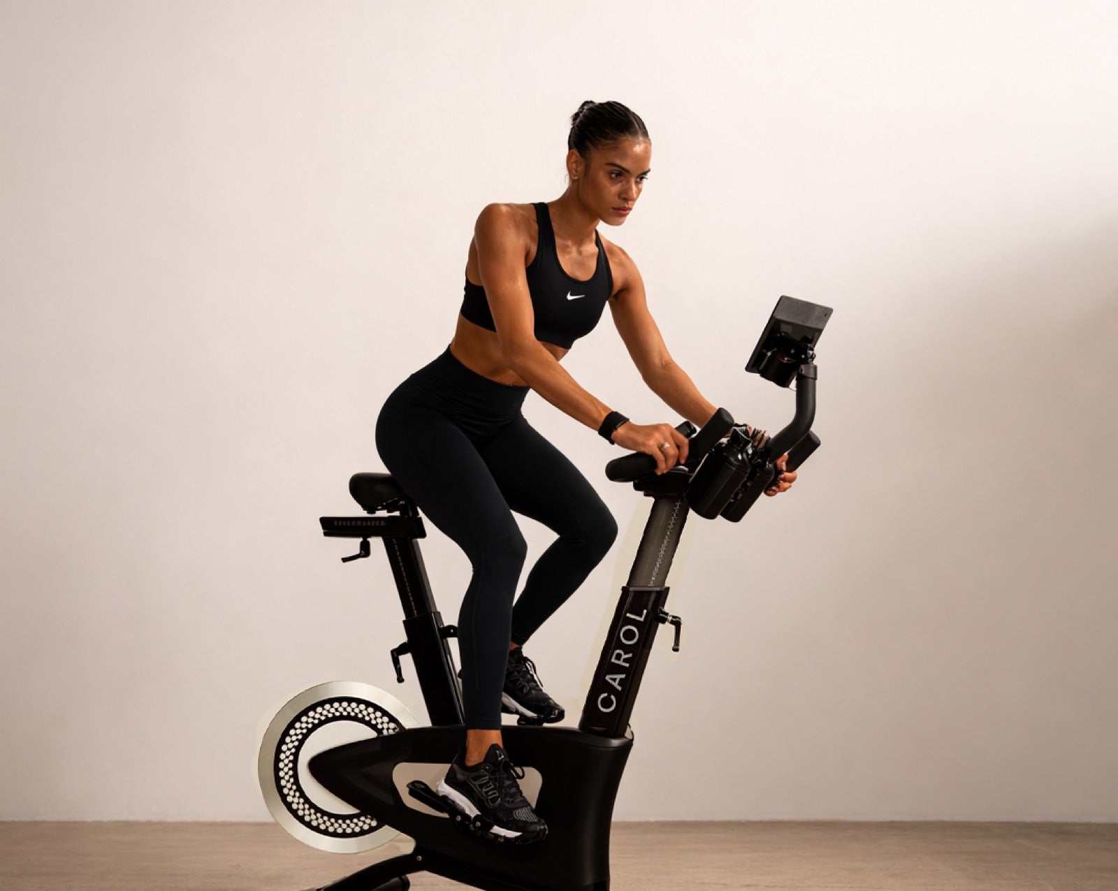 how to choose the best exercise bike for a cardio workout at home